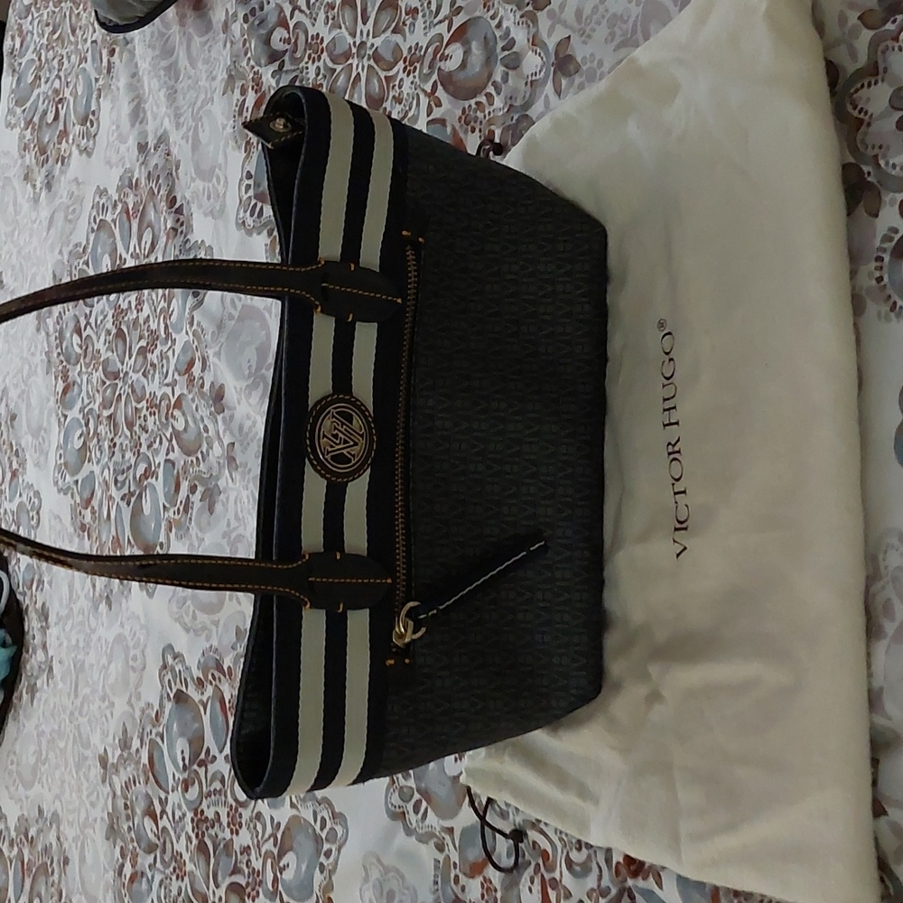 VH cute purse